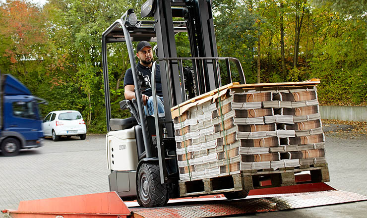 科朗SC四支點(diǎn)平衡重電動(dòng)叉車_2